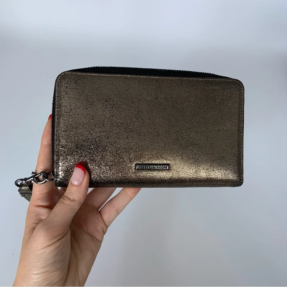 Rebecca Minkoff Regan Universal Wristlet Gold Crackle W/phone holder Metallic
